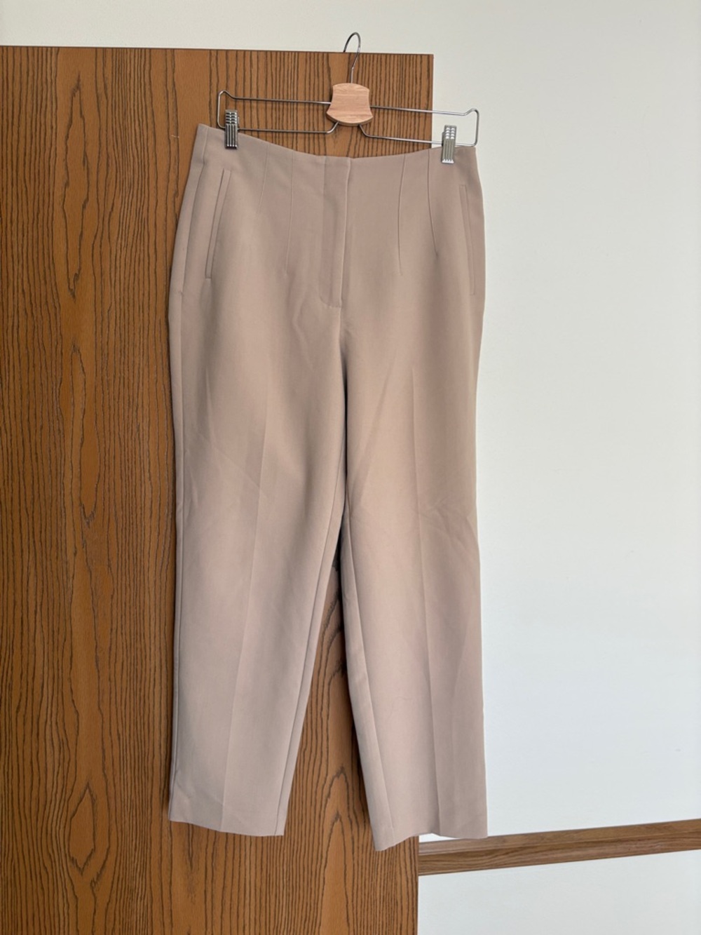 Nine West Tapered Dress Pant in Light Tan Size 10